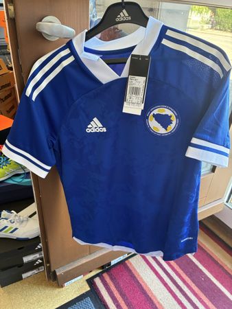 Adidas Bosnien Trikot blau Grösse 164 neu mit Etikett