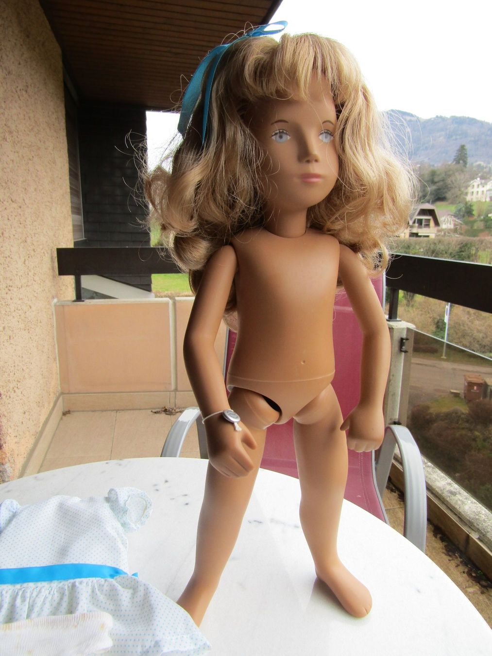 Sasha Morgenthaler Bambole: Sasha Doll Honey Blonde Party – Usato da La Tour-de-Peilz venduto da Pierre25 5