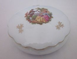 Limoges France Deckeldose Bild Fragonard