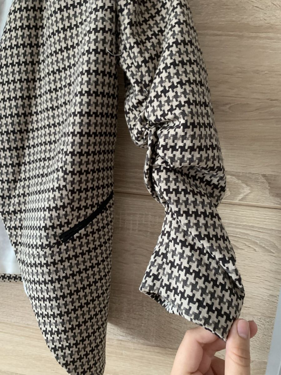 H&M Cappotti: Blazer noir et blanc à carreaux – Nuovo (secondo la descrizione) da Montreux venduto da Izapeche811 1