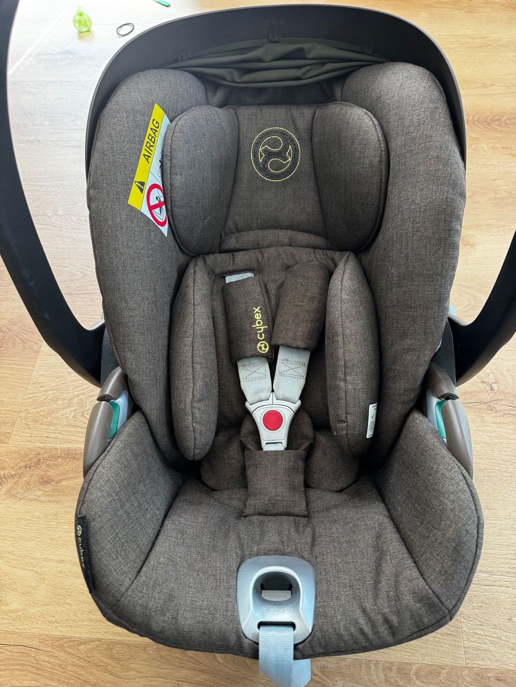 Seggiolini per auto: Cybex Babyschale zu verkaufen – Usato da Eglisau venduto da nad_hzz8 1