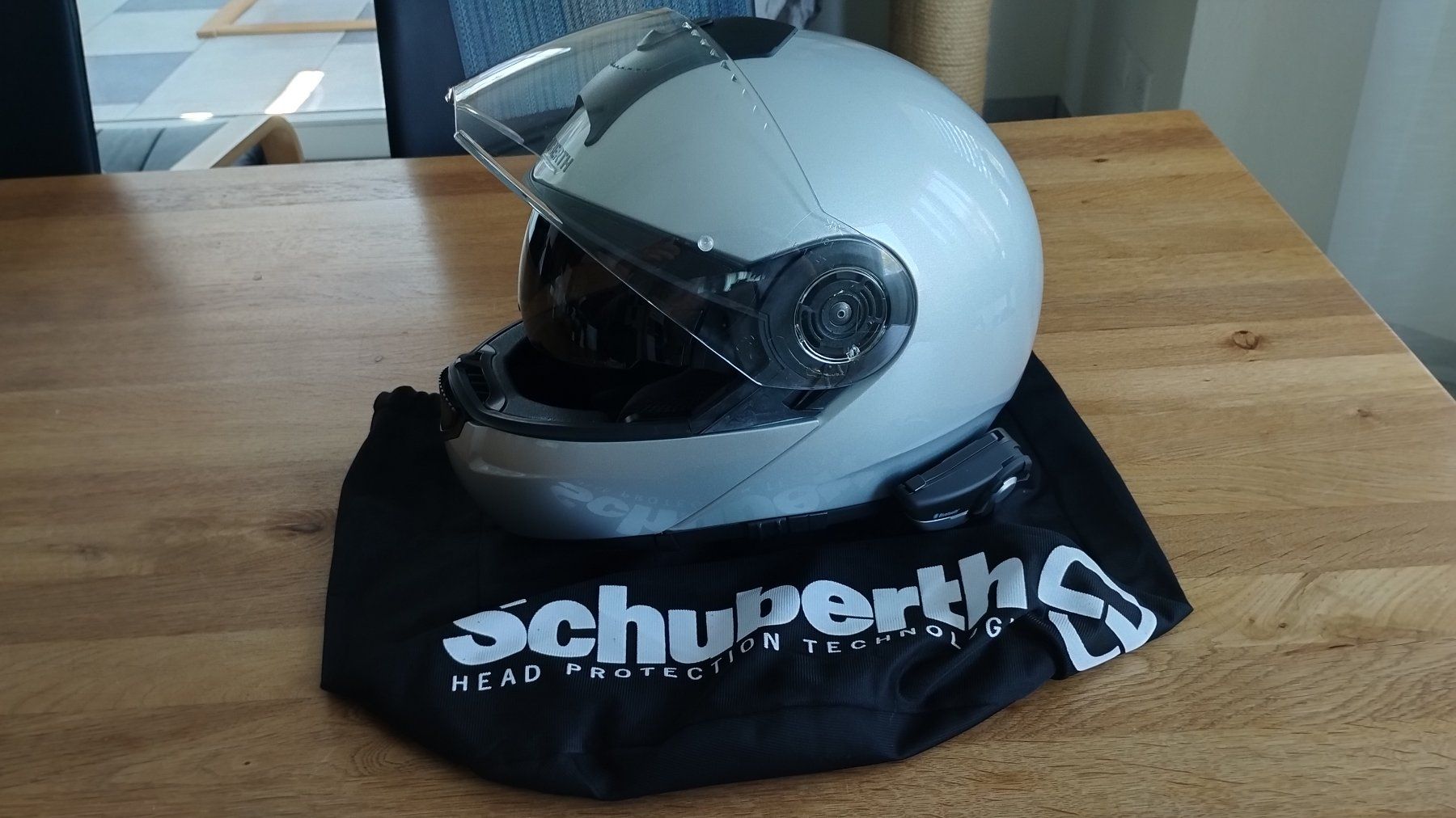 Schuberth Casques & visières: Schuberth C3 Klapphelm mit Sena 20S Intercom vorinstalliert – Neuf (Voir description) à Eiken par Koh