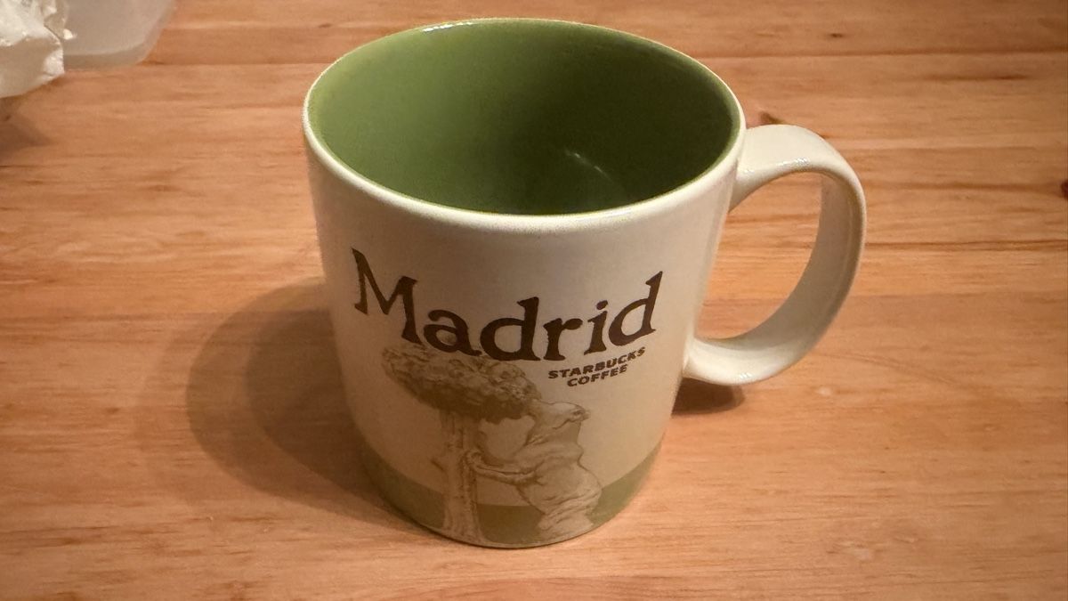 Starbucks Tazze: Starbucks Tasse, Madrid, Global Icon Serie – Nuovo (secondo la descrizione) da Visperterminen venduto da chribib