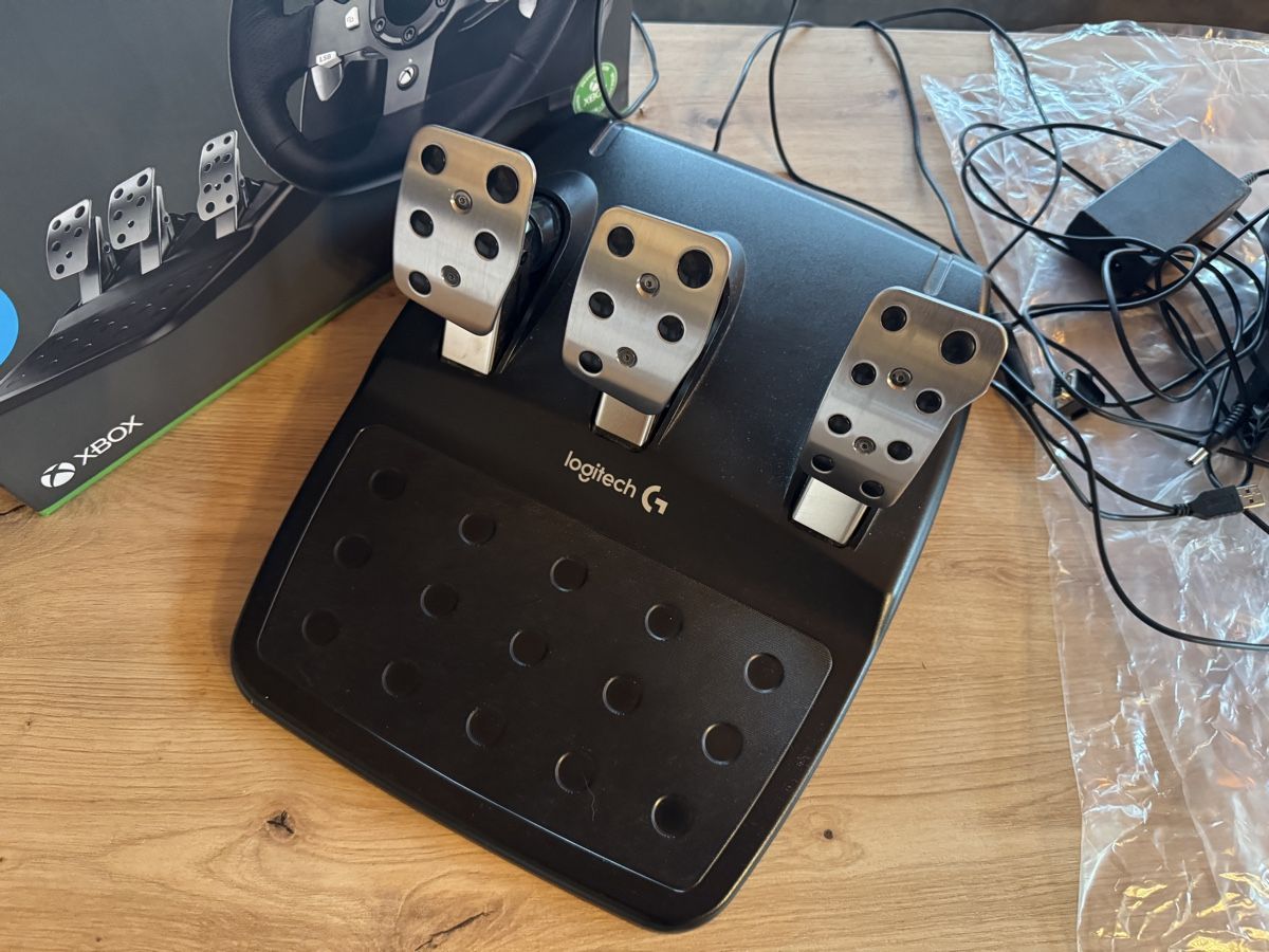 Logitech Controller: Logitech G920 Lenkrad – Usato da Münsingen venduto da hTCwl01 3