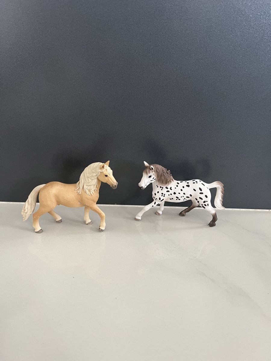 Schleich Spielzeuge: Schleichpferde – Gebraucht aus Dietwil von sarn 1