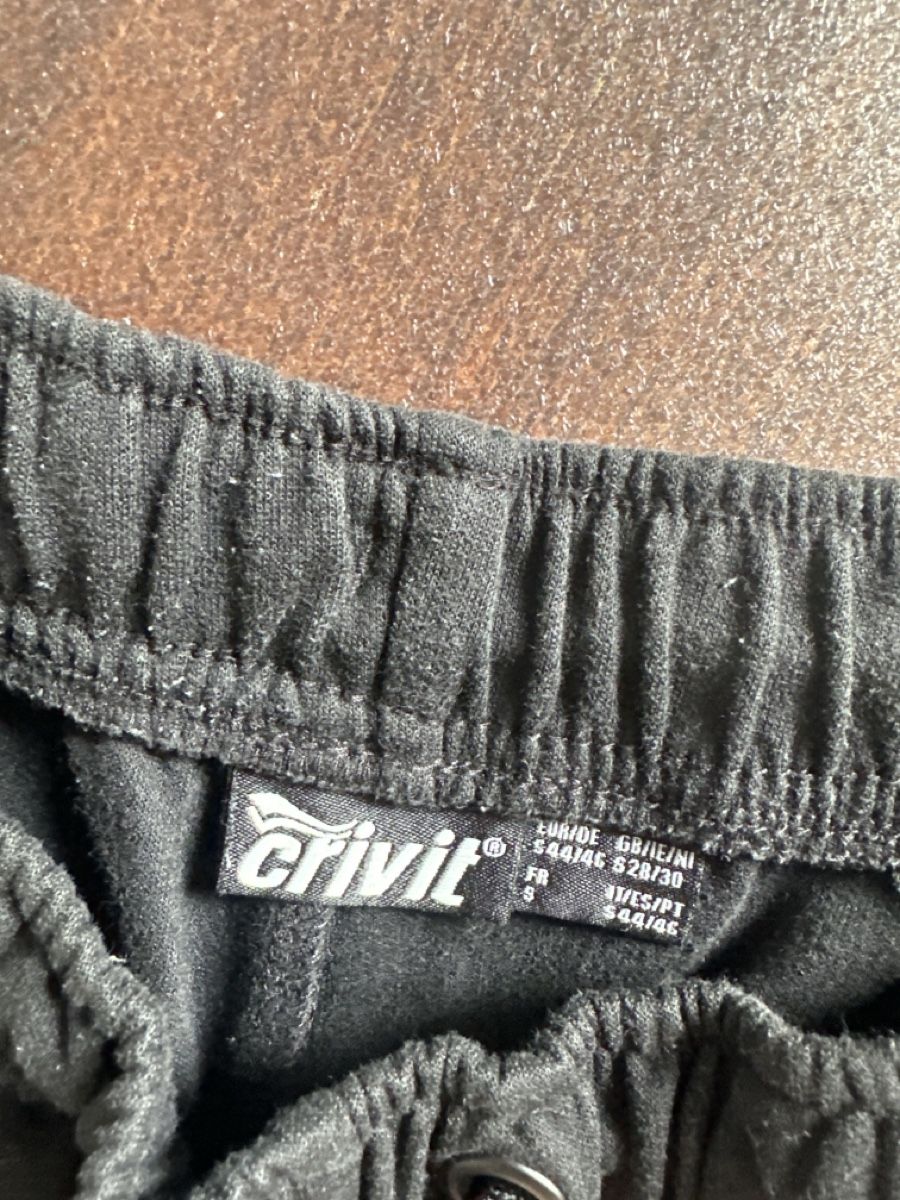 Hosen: Schwarze Crivit Jogginghose, Grösse S 44/46! – Gebraucht aus Neerach von Matug1248 2