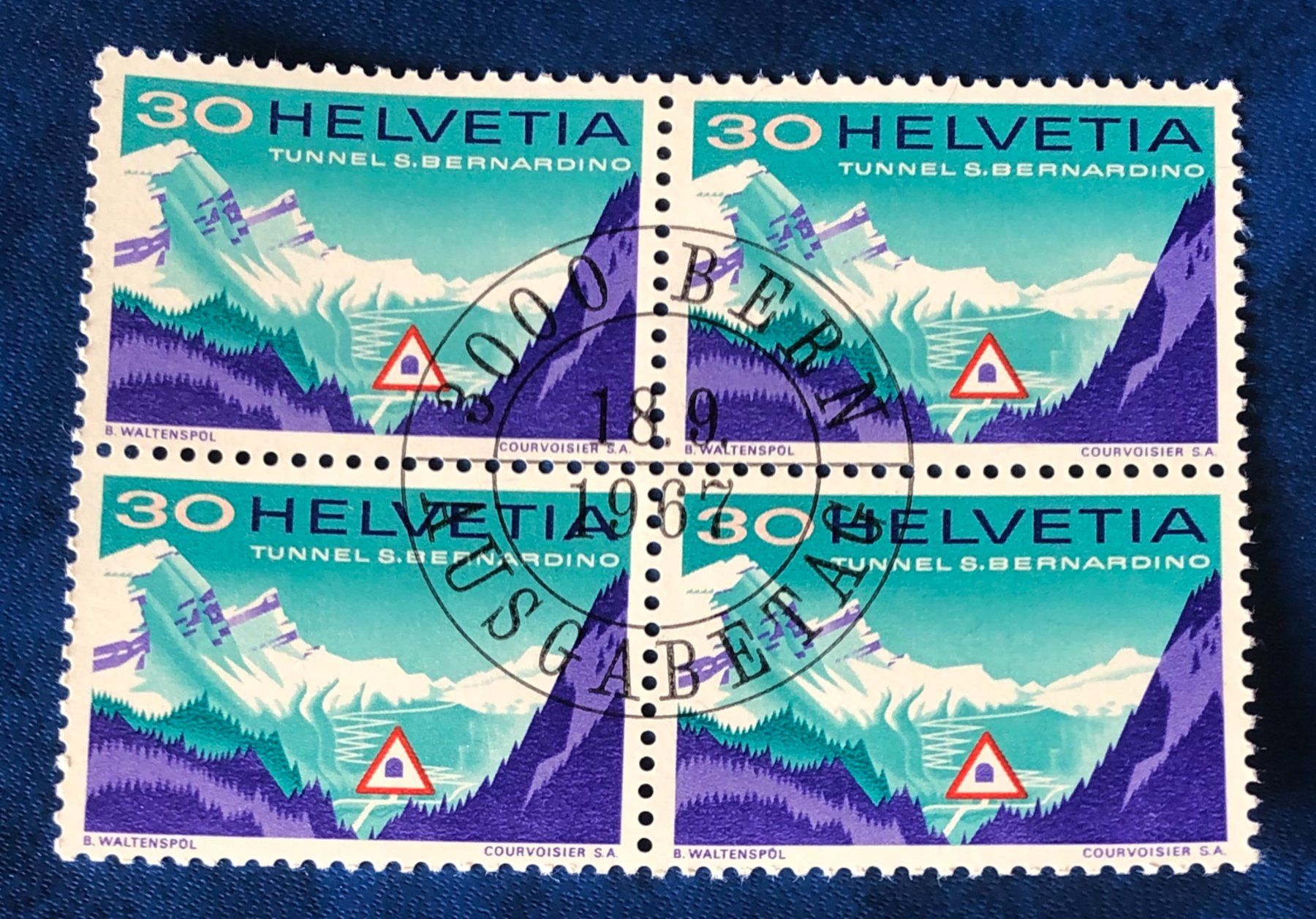 Tutti i francobolli: 4 er Block Nr.451 mit Vollstempel Bern    – Usato da Aarau venduto da Billa007