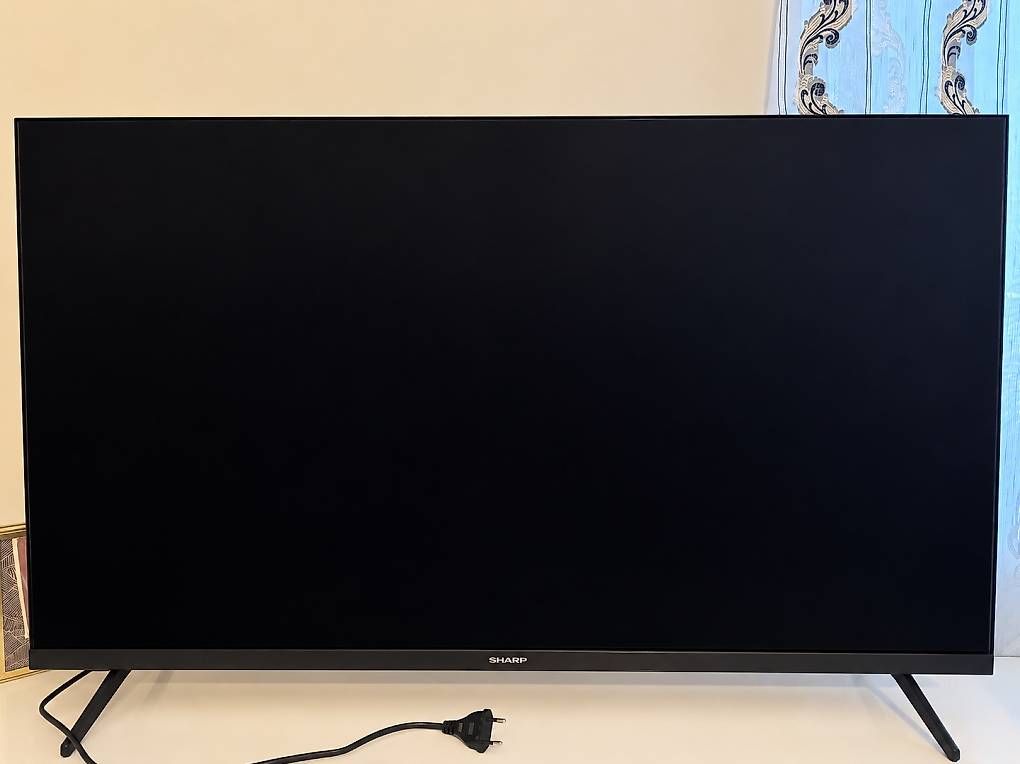 Fernseher: Smart Google Tv Sharp 40FH4EA  – Gebraucht aus Cugnasco von ile_5jb9 1
