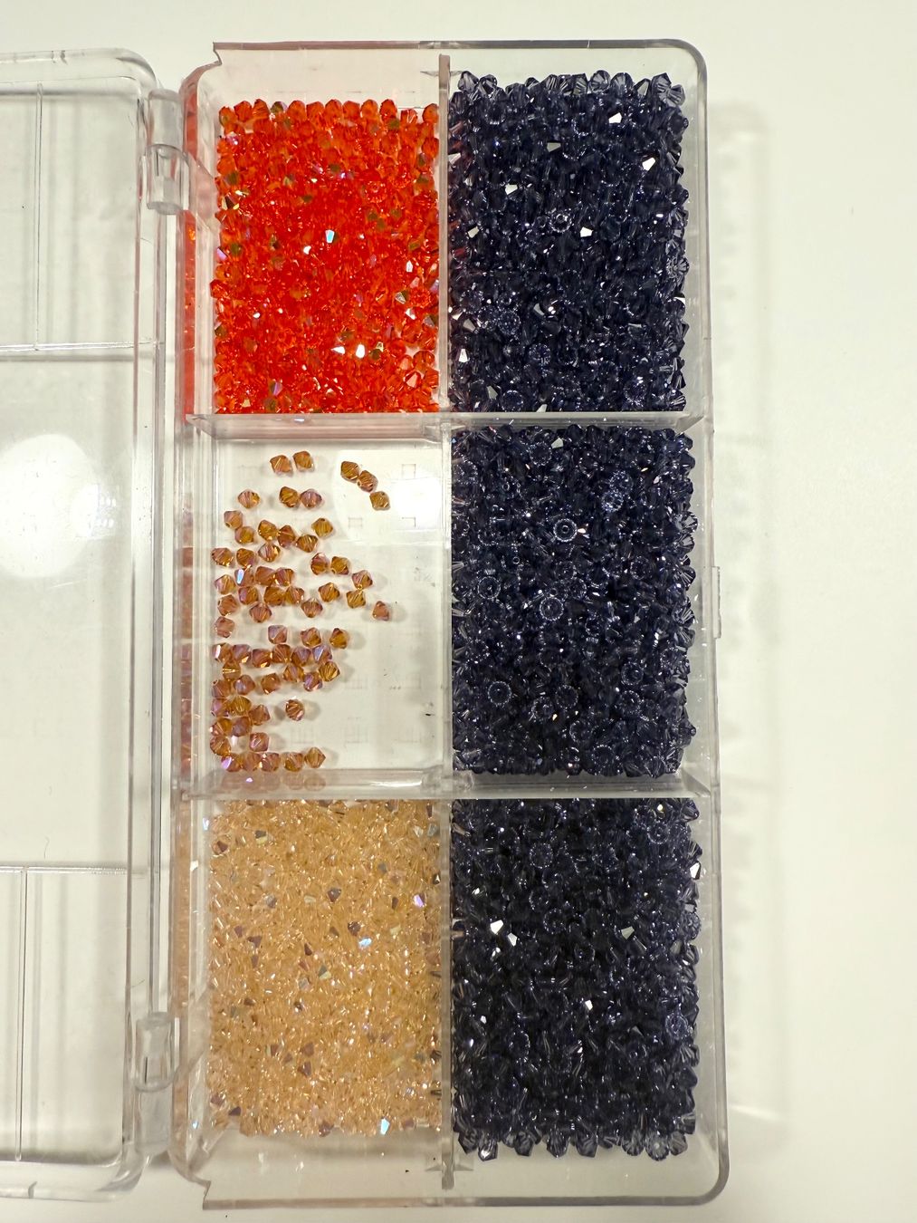 Perle (finte): SWAROVSKI lot de perles en Crystal – Nuovo (secondo la descrizione) da Goumoens-la-Ville venduto da SandieF 7