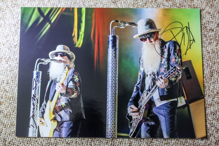 Autografi: ZZ Top - Autogramm auf Foto Dusty Billy – Usato da Kaisten venduto da Simpsons4