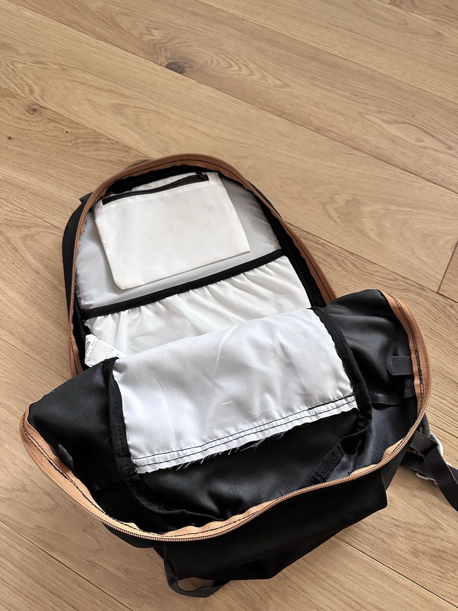 Decathlon Rucksäcke: Quechua Rucksack 20L – Gebraucht aus Küssnacht am Rigi von annine.l. 2