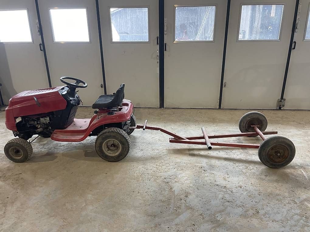 Mtd Tagliaerba: MTD Rasenmäher Traktor 12,5 PS mit Anhänger – Usato da Maur venduto da mar_9pbh 4