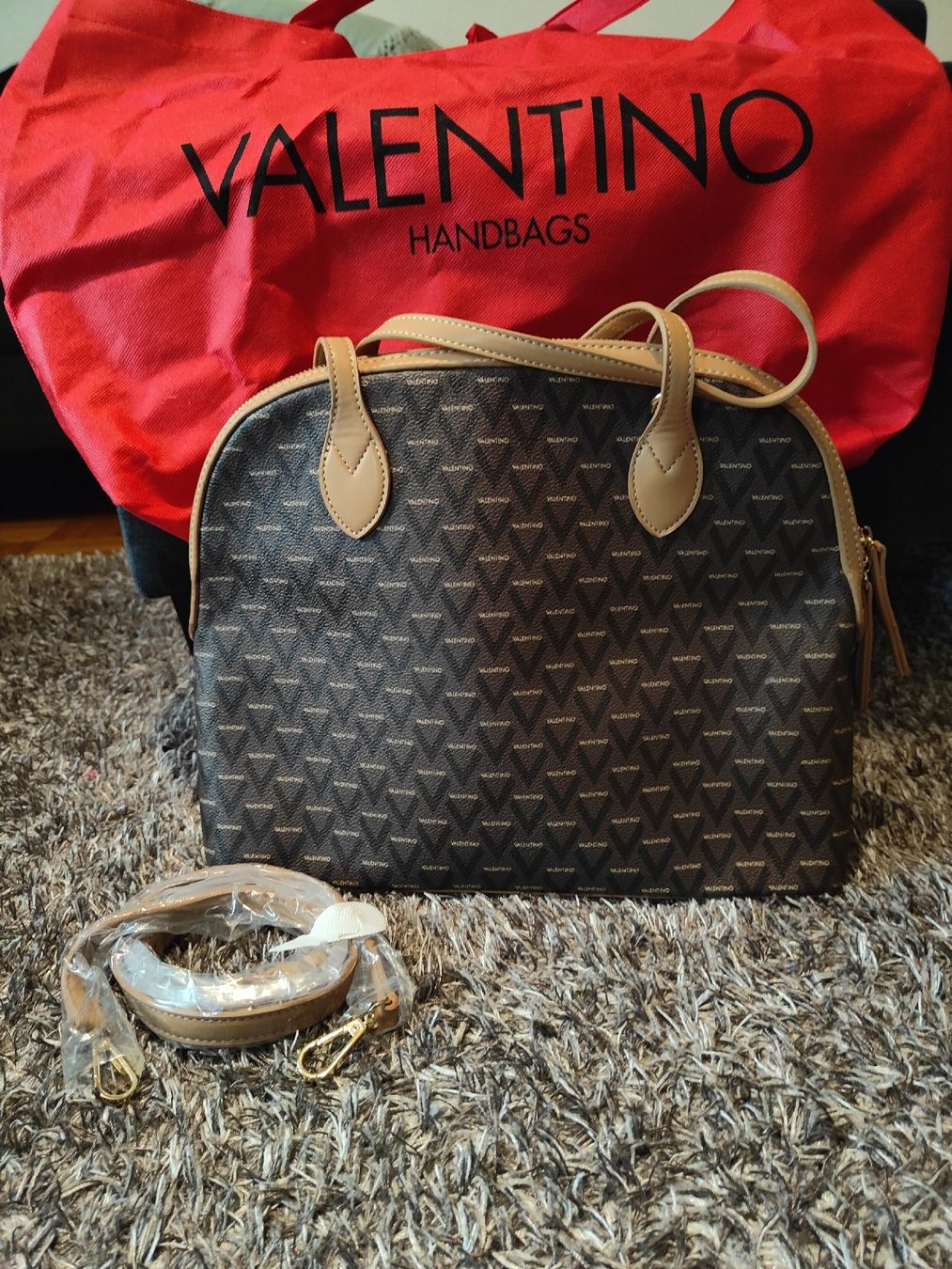 Valentino Sacs femmes: Sac Valentino – Neuf (Voir description) à Prez-vers-Noréaz par MarinAcores89 1