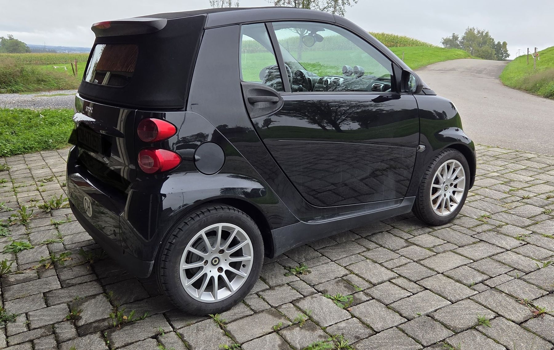 Smart Automobili: Smart Cabrio tageweise oder wochenweise zu vermieten – Usato da Oetwil am See venduto da Aeschbi 1