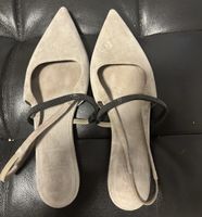 Brunello Cucinelli Beige Ballerinas