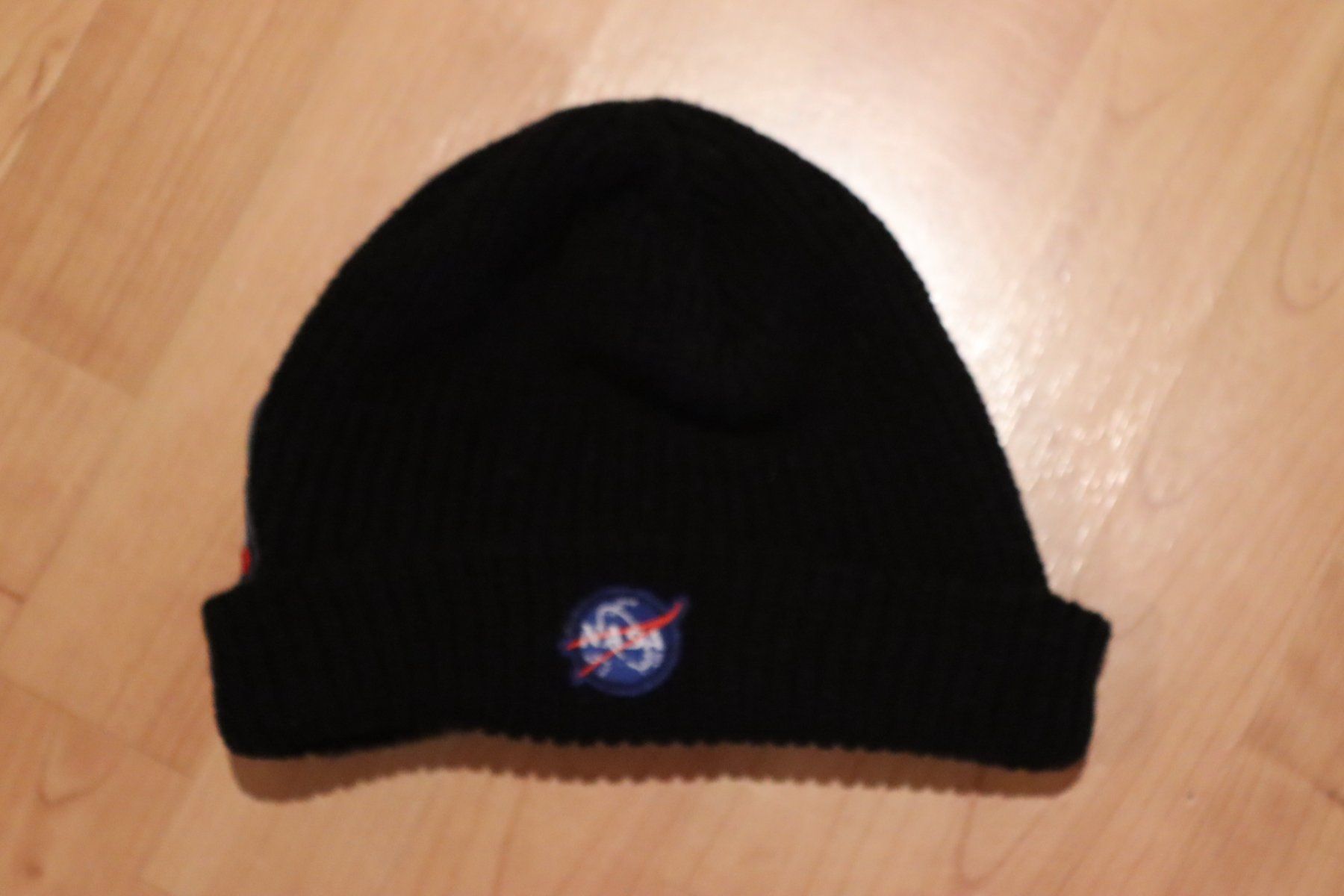 Altro abbigliamento per bambino: schwarze Nasa Mütze Jungen, One size – Usato da Wenslingen venduto da Strick4Alpaca