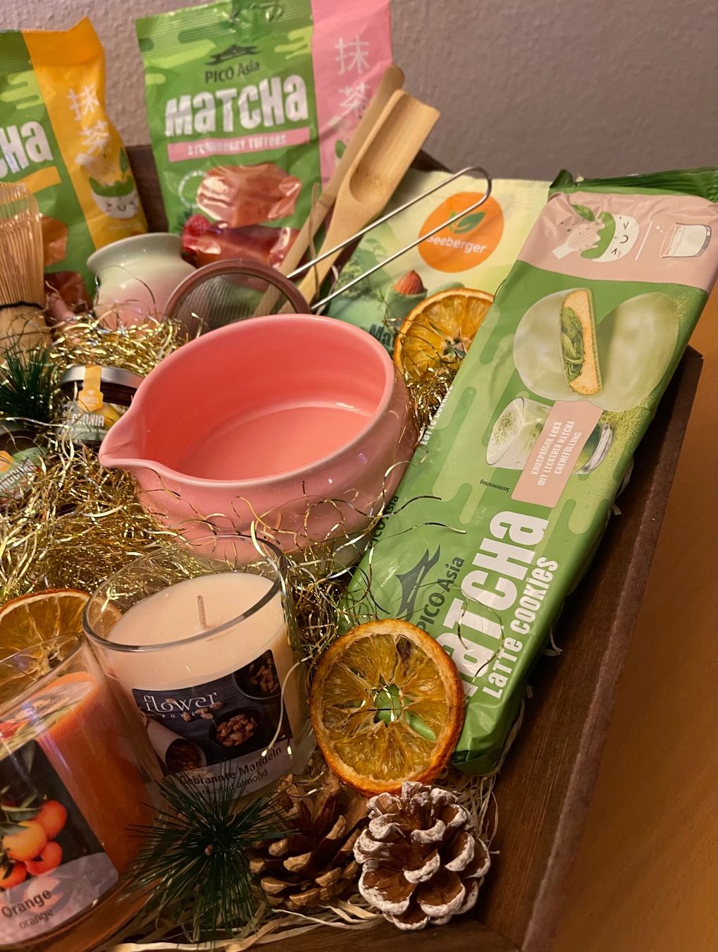 Aliments & Spécialités: Grosser Geschenkkorb einfach Matcha – Neuf avec emballage d'origine à Basel par Seifehuesli 4