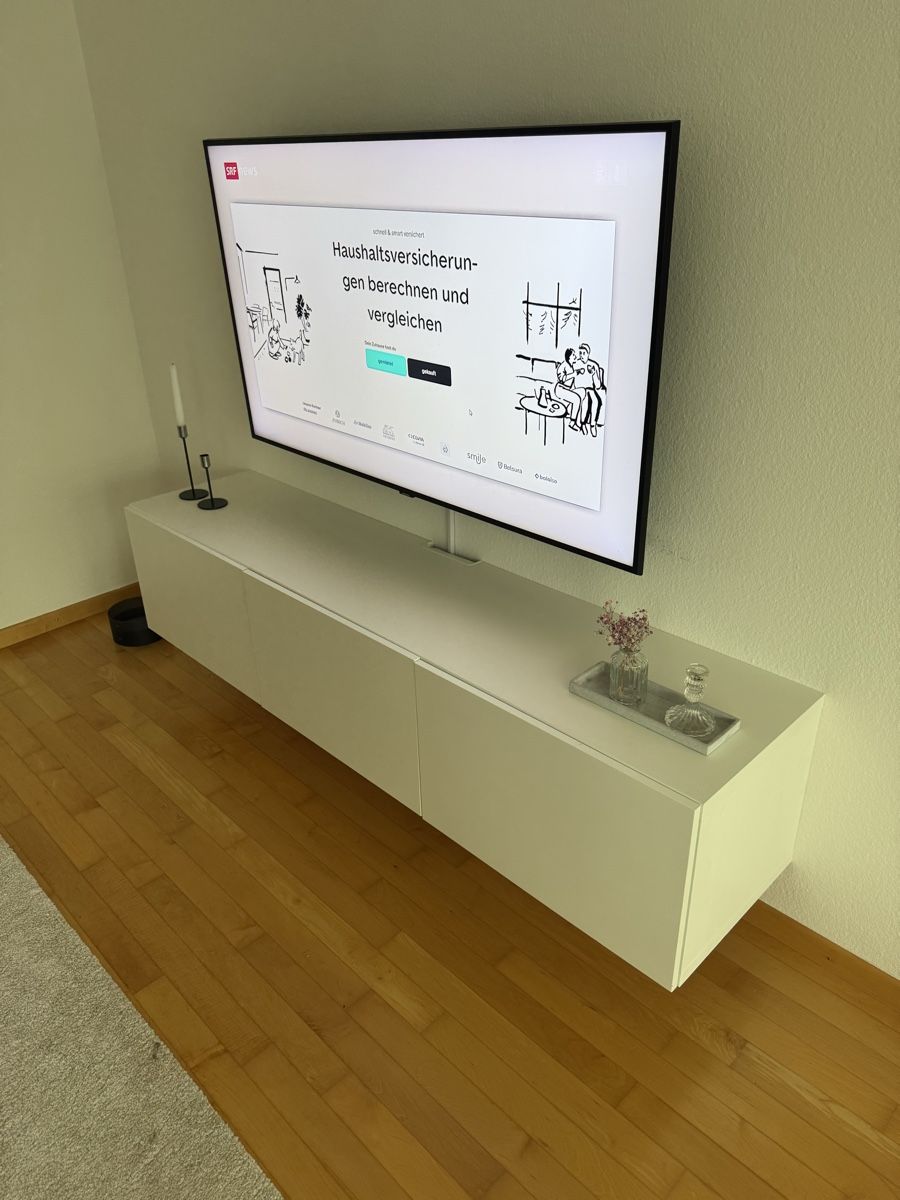Ikea Mobili TV: Fernsehmöbel – Usato da St. Gallen venduto da aleksobra123 1