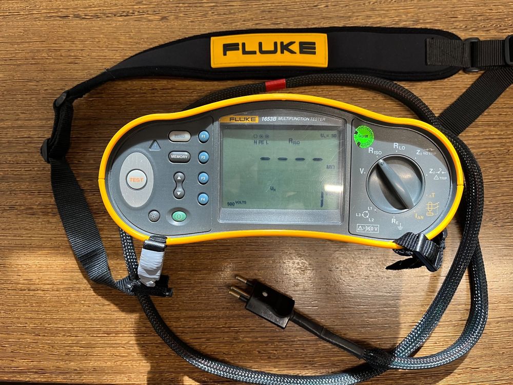 NIV Tester FLUKE 1653B mit viel Zubehör Kaufen auf Ricardo