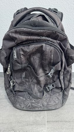 Satch Rucksack dunkelgrau mit Muster, guter Zustand