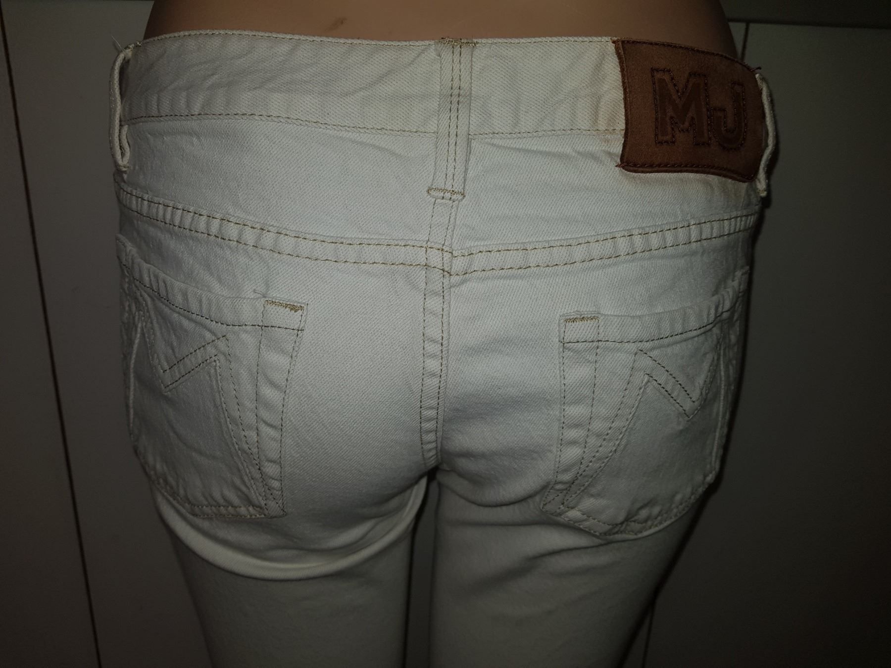 Marc Jacobs Jeans: MARC BY MARC JACOBS Jeans taille / Grosse W 27 – Gebraucht aus Cossonay-ville von Super-Price-Quality 7