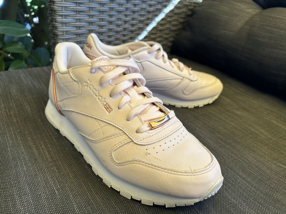Reebok Classic Leder Sneaker Rose Gold Gr. 38 (Gebraucht) in Lützelflüh ...