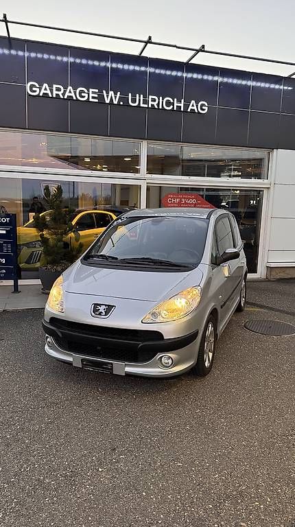 Automobili: Peugeot 1007 – Usato da Lüterkofen venduto da dinu1983