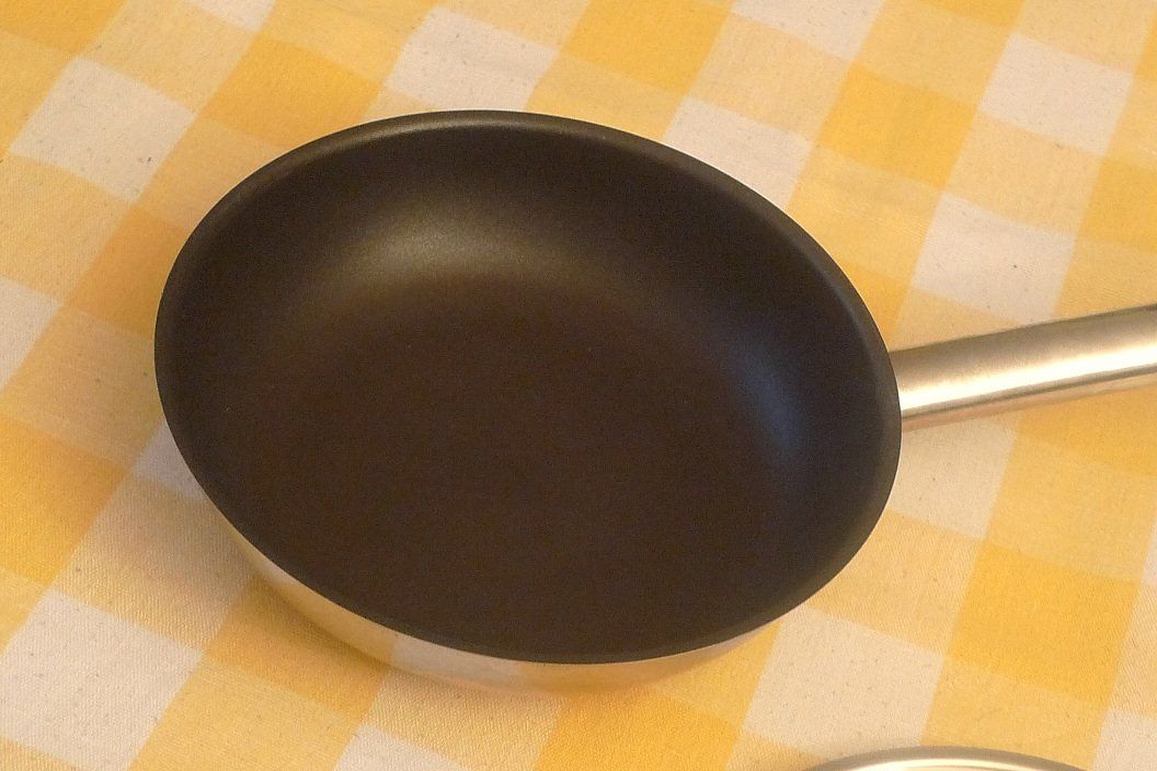 Padelle: Pfanne-12. – Usato da Bern venduto da bn1640 2