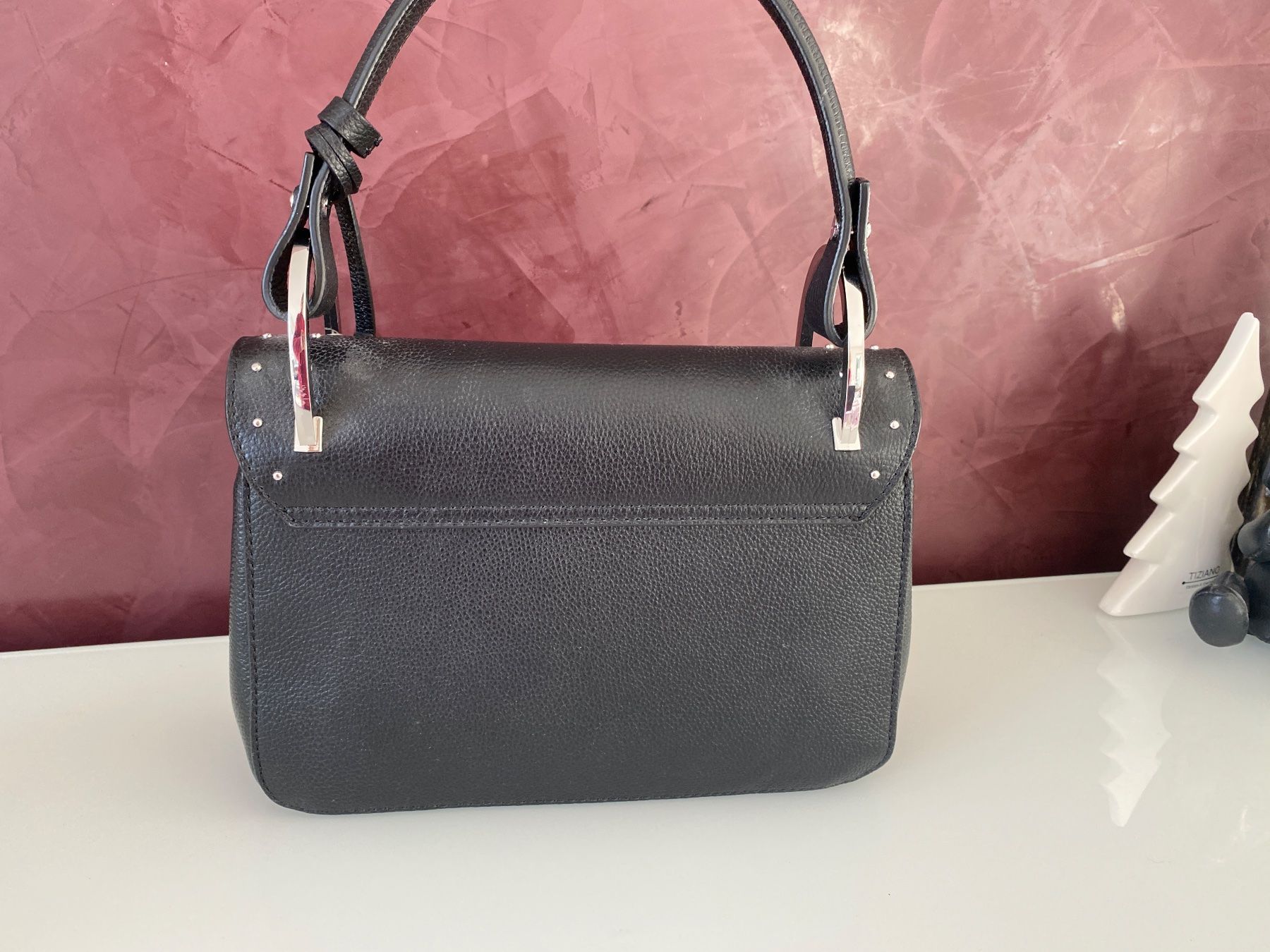 Marc Cain Borse da donna: Marccain Tasche Damen Schwarz – Nuovo e nell'imballaggio originale da Volketswil venduto da praxis12 1