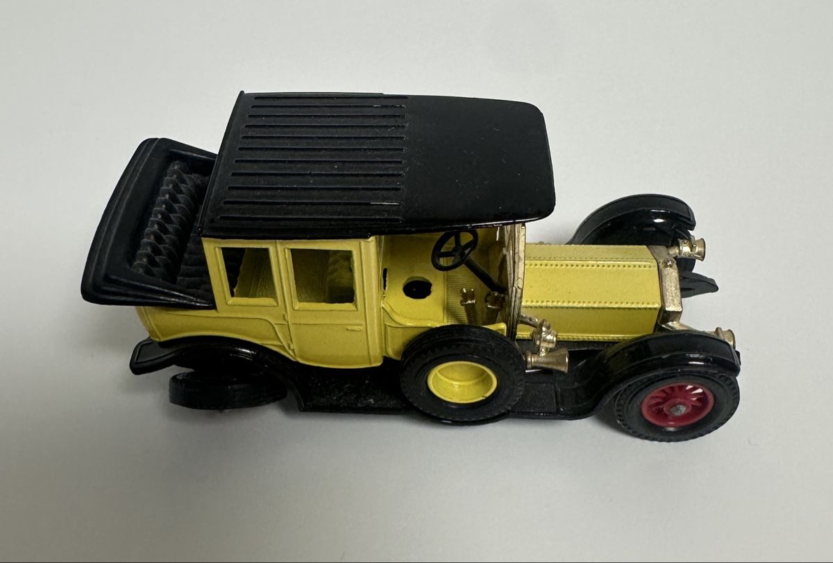 Matchbox Modellini d'auto: Matchbox Modellauto Oldtimer gelb schwarz  – Usato da Teufen AR venduto da lexa81