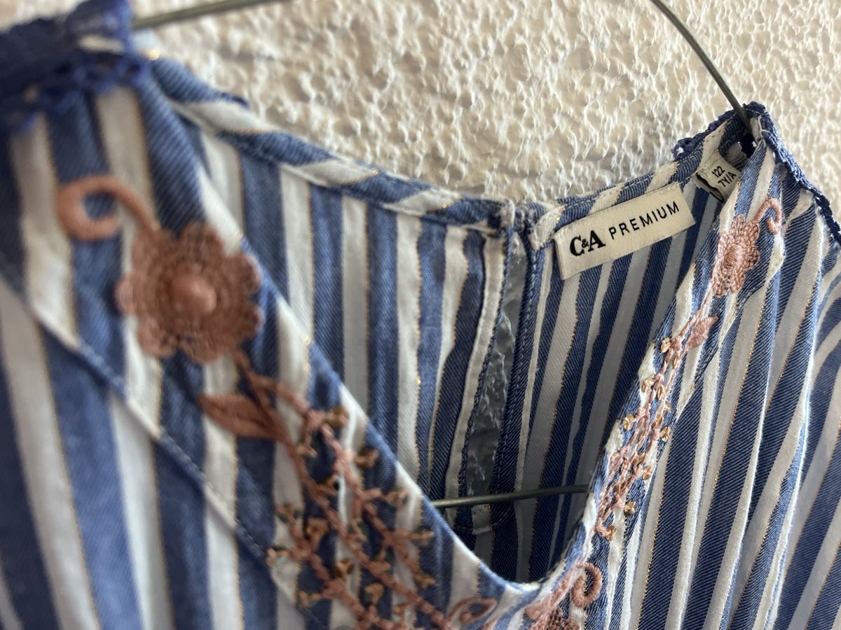 C&A Kleider & Röcke: Mädchenkleid 122 – Gebraucht aus Worb von Titine79 2