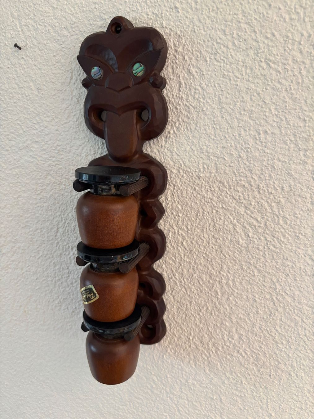 Toutes les décorations: Holz-Skulptur mit Bechern aus Neuseeland – D'occasion à Würenlos par Ashley24 4
