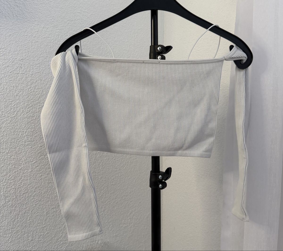 Tops: Gerippte Crop-Tops im Doppelpack – D'occasion à Rorschach par Tara234 3
