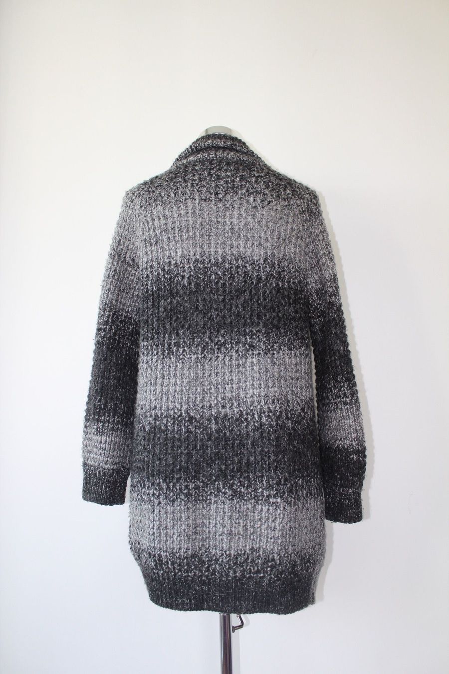 Zara Giacche: Zara Long Strickjacke Gr.M – Usato da Zürich venduto da JOD213 2