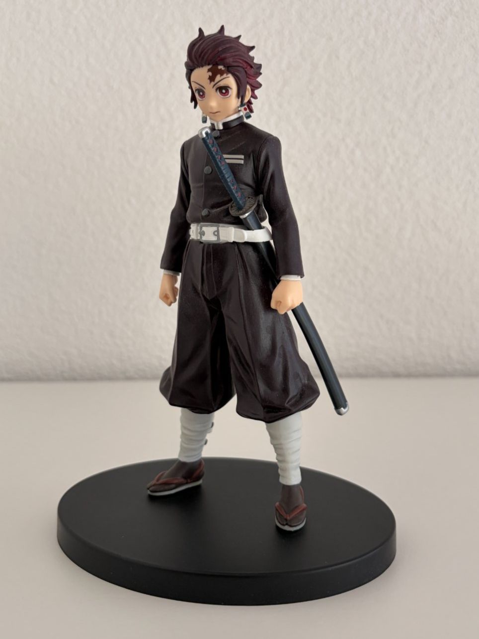 Statuette: Tanjiro Kamado – Usato da Fehraltorf venduto da BroStrand