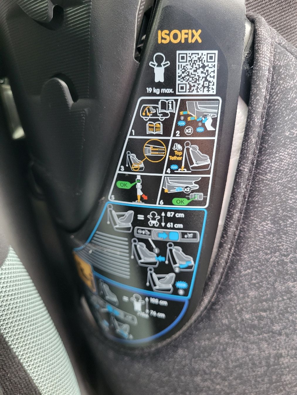 Maxi-Cosi Seggiolini per auto: Maxi Cosi Autositz mit ISOFIX 61cm-105cm – Usato da Brunnen venduto da Burger_king 4