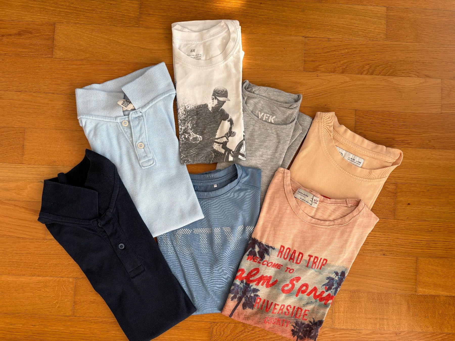 Lotti & Set di vestiti: T-Shirt Paket  Fr.140 – Usato da Kilchberg ZH venduto da November7