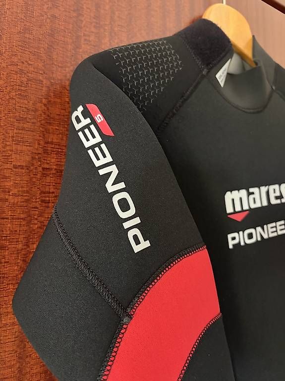 Tauchanzüge: Mares wetsuit 5 mm and diving shoes  – Gebraucht aus Zürich von mar_sxs7 1