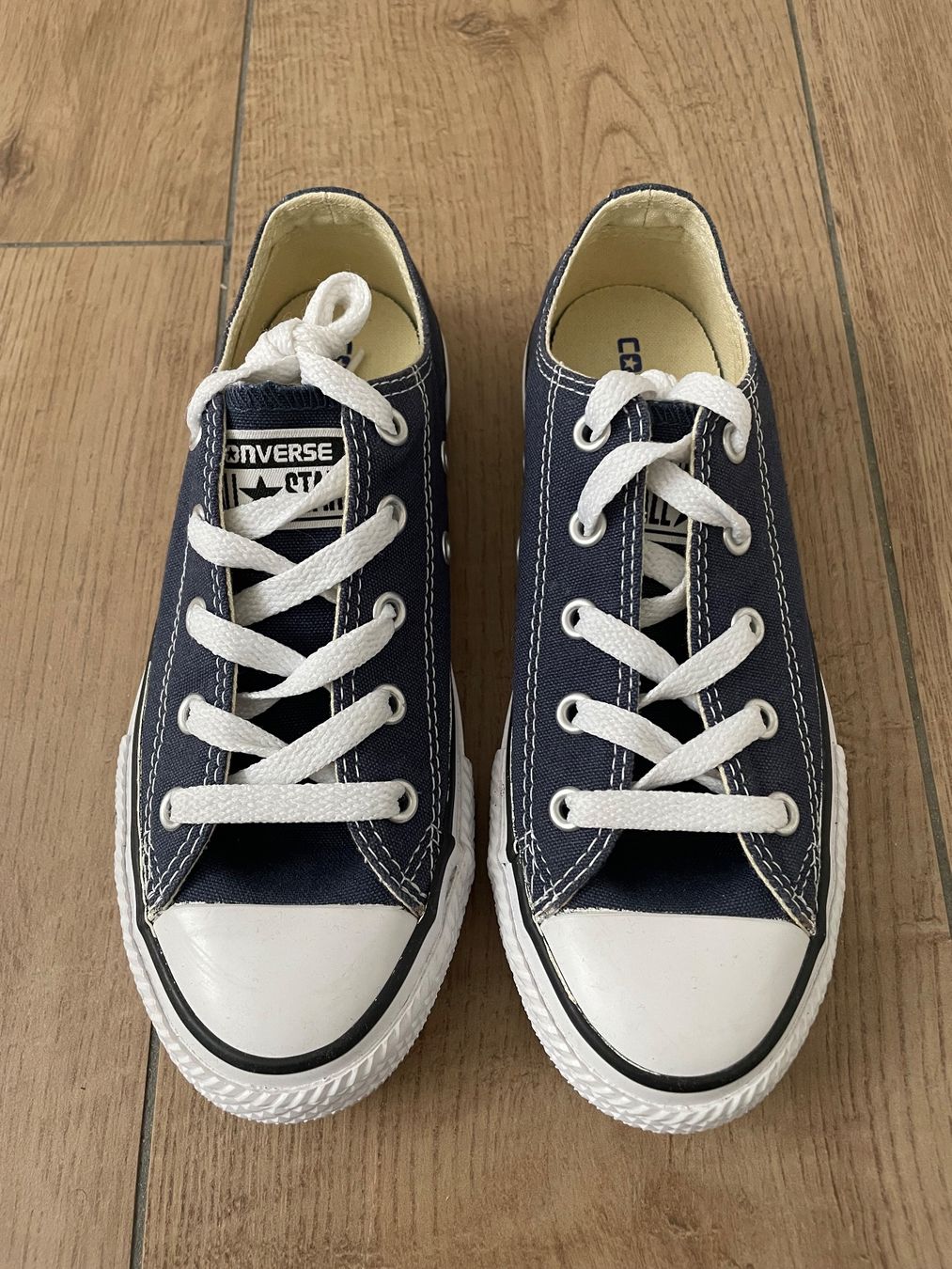 Converse Scarpe per ragazzi: Converse Turnschuhe dunkelblau Gr. 32 NEU – Nuovo (secondo la descrizione) da Waltenschwil venduto da hansnine 1