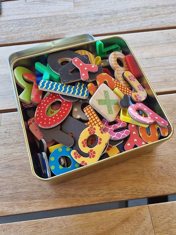 Spielzeuge: tableau enfant reversible + magnet – Gebraucht aus Neuchatel von Groove 2