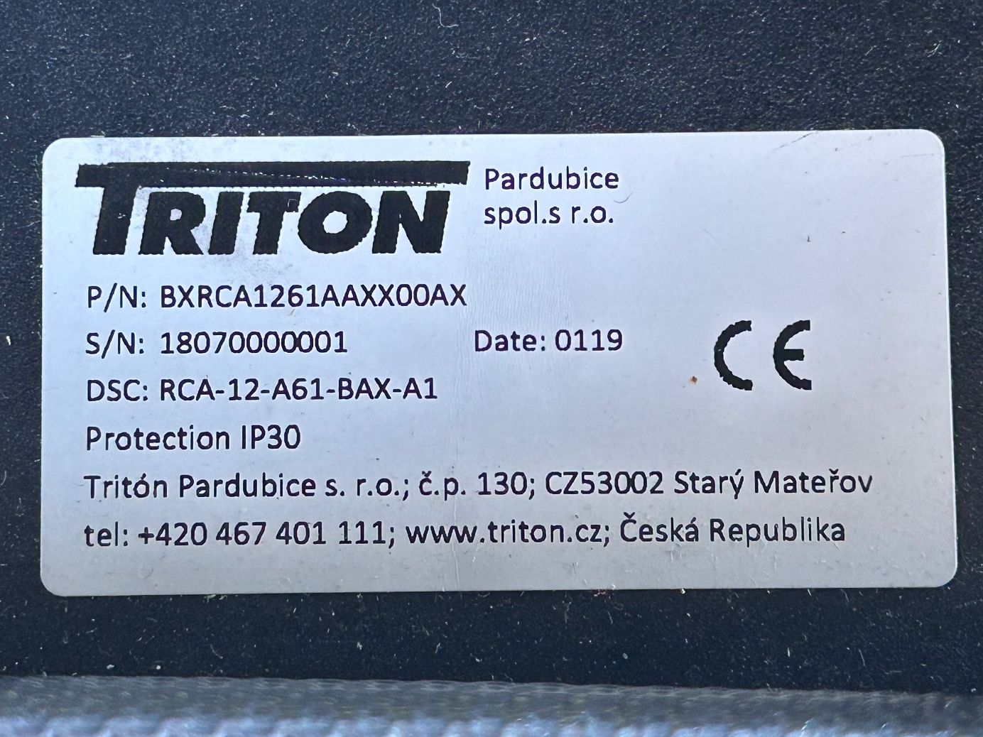 Racks & Cavalletti: Serverrack 19“ Triton schwarz – Usato da Lenzburg venduto da Thesphinx 4
