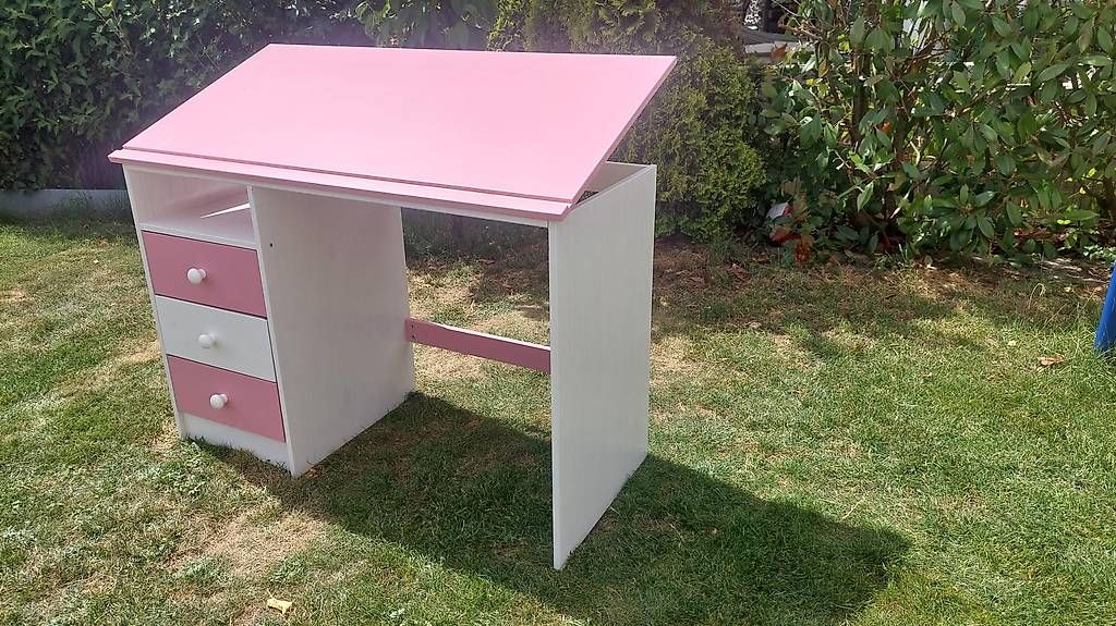 Scrivanie: Kinder Pult Rosa – Usato da Islikon venduto da Onboard82 1