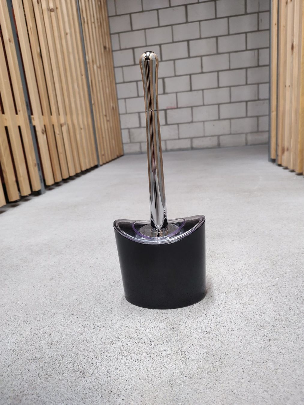 Autres accessoires pour la salle de bain: Neuwertige Toiletten Bürste – Neuf avec emballage d'origine à Niederbipp par cra_9xqn