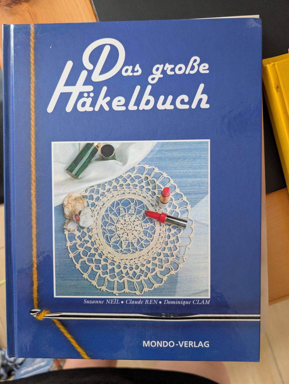 Livres: Das grosse Häckelbuch  – D'occasion à Bern par berneroberlaenderin