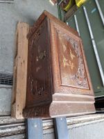 Antike Asiatische Truhe, Holz, Handgeschnitzt, Rarität!