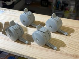 4 Roulettes pivotantes avec frein, grises, neuves