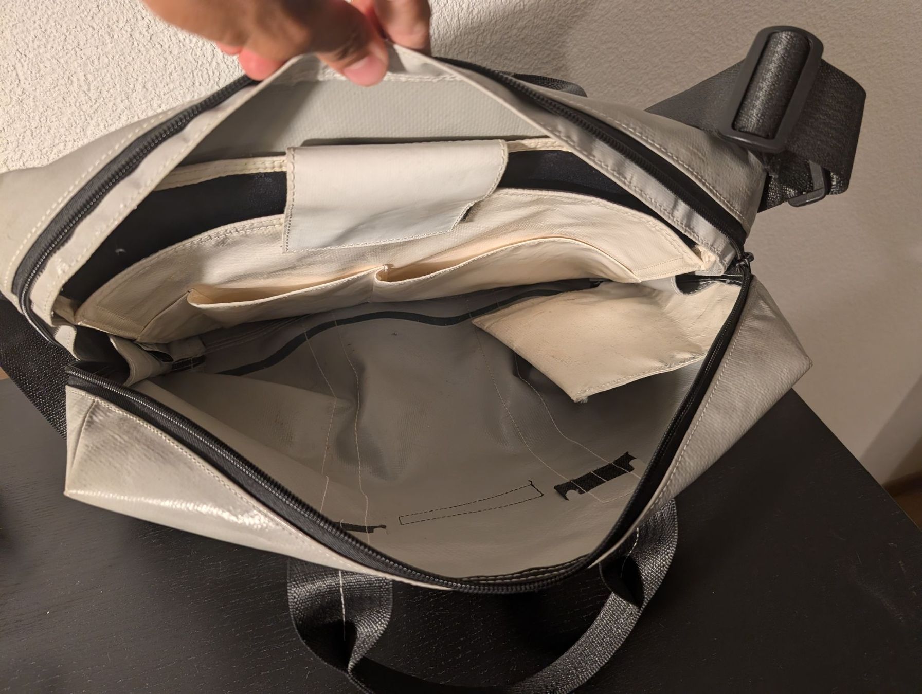 Freitag Borse: FREITAG Shoulder Bag Grey  – Usato da Zürich venduto da dav_hp2n 1