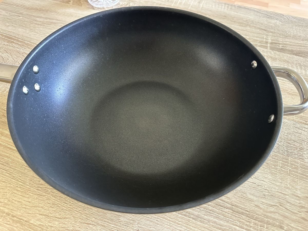Ikea Padelle: Wok Pfanne mit Kochbuch – Nuovo (secondo la descrizione) da Zufikon venduto da tam_gfx6 1