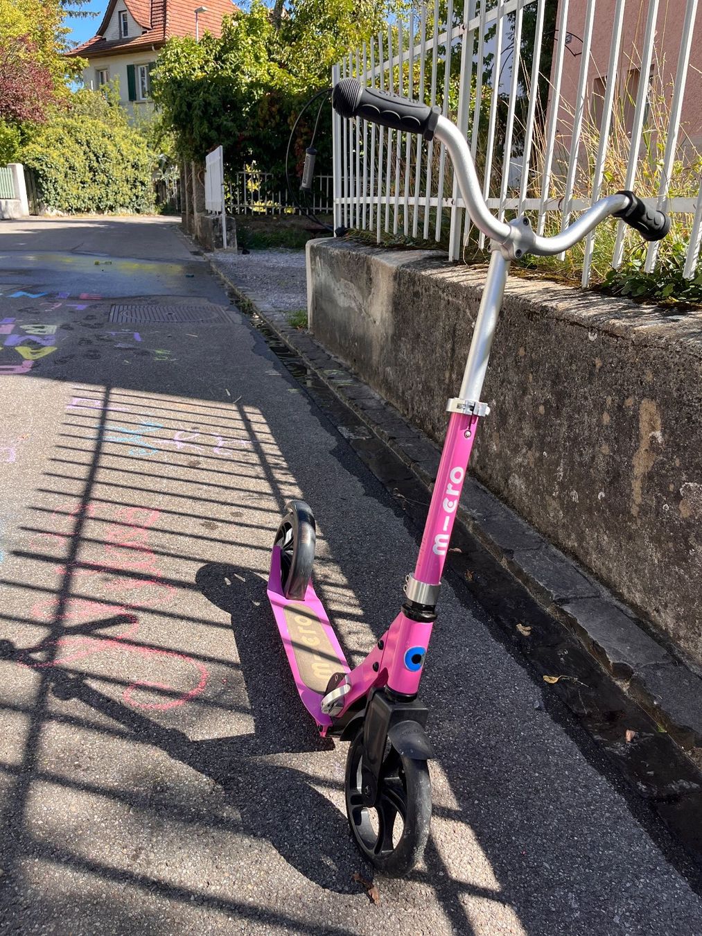 Micro Kickboard: Micro Cruiser / Scooter / Trotti – Usato da Schaffhausen venduto da Ke82 1