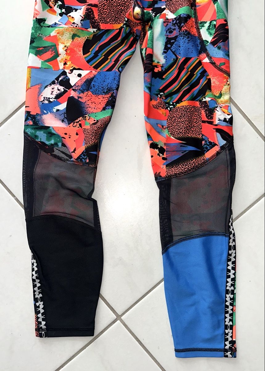 Under Armour Leggings: UNDER ARMOUR LEGGINS GR. S  – Gebraucht aus Unteraegeri von MH203 4